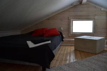 Фото номера Шале с 3 спальнями Кемпинги Kenttäniemi Cottages г. Сонка 48