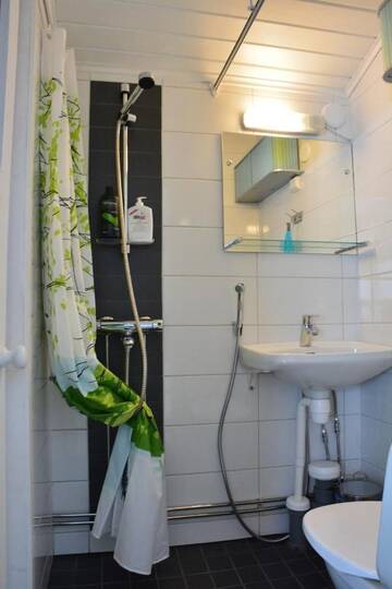 Фото номера Bungalow with Patio - Karpalo Дома для отпуска Palojärven Lomakeskus г. Сонка 6
